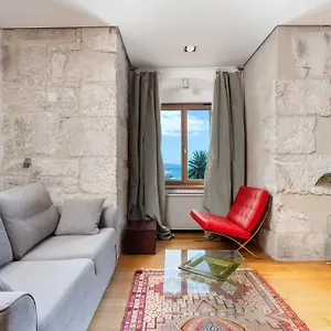 Imperial Apartment